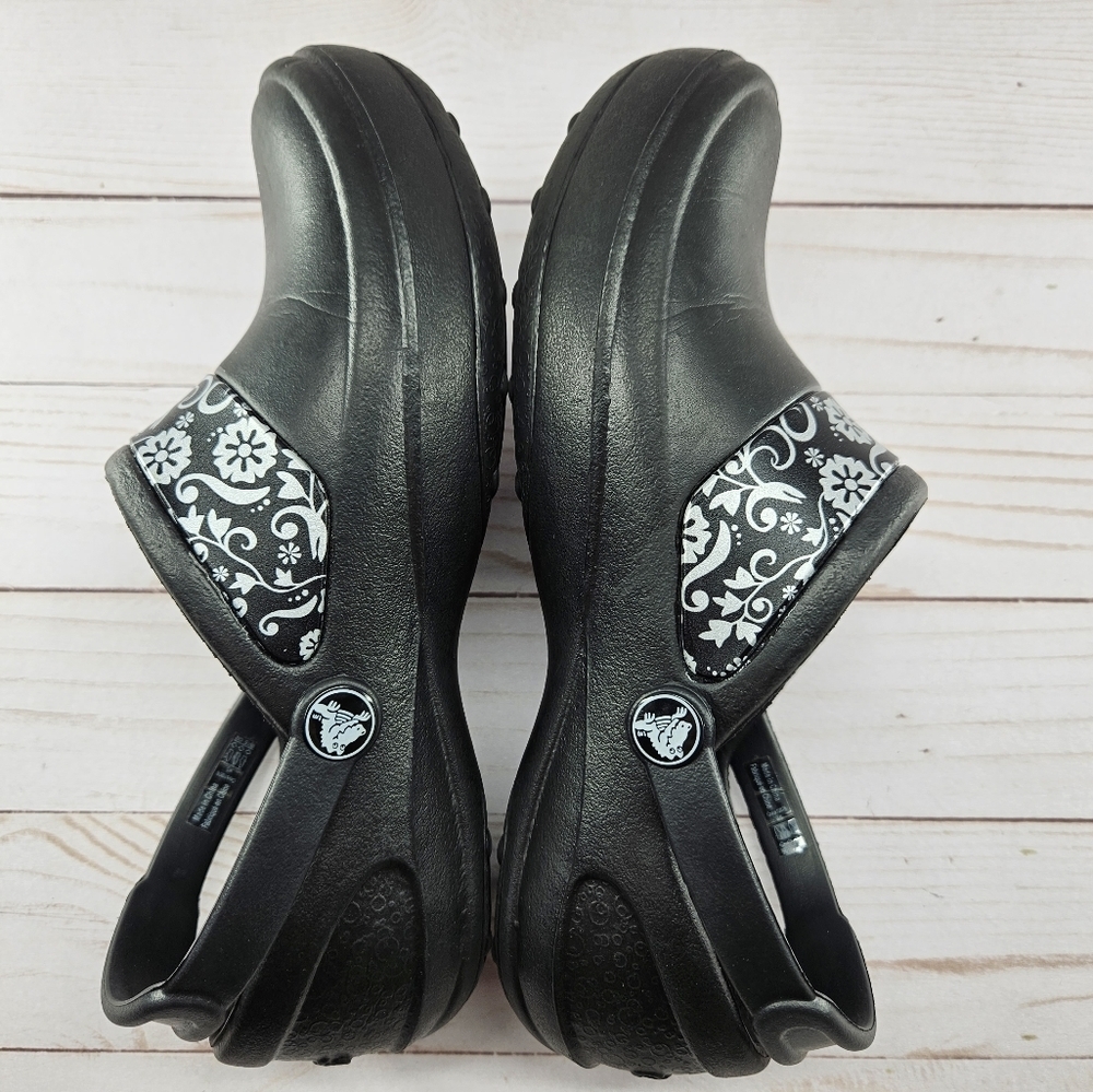 Crocs Mercy‎ Slip Resistant Work Clogs Womens Size 5 Black Silver Floral 10876 - Picture 9 of 12